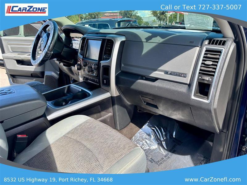 RAM 1500 SLT Crew Cab SWB 2WD 2016