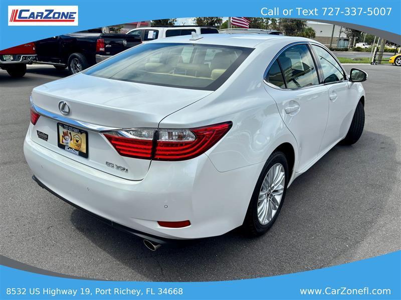 Lexus ES 350 Sedan 2014