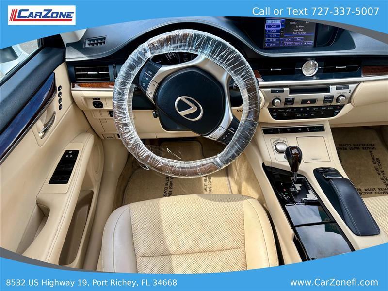 Lexus ES 350 Sedan 2014
