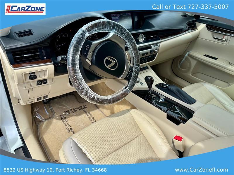 Lexus ES 350 Sedan 2014