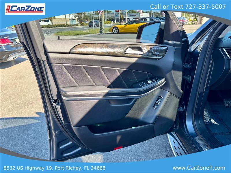 Mercedes-Benz GL-Class GL550 4MATIC 2015