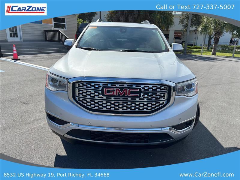 GMC Acadia Denali 2017