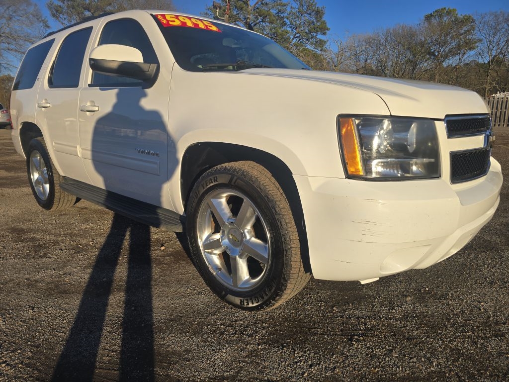 Chevrolet Tahoe  2011