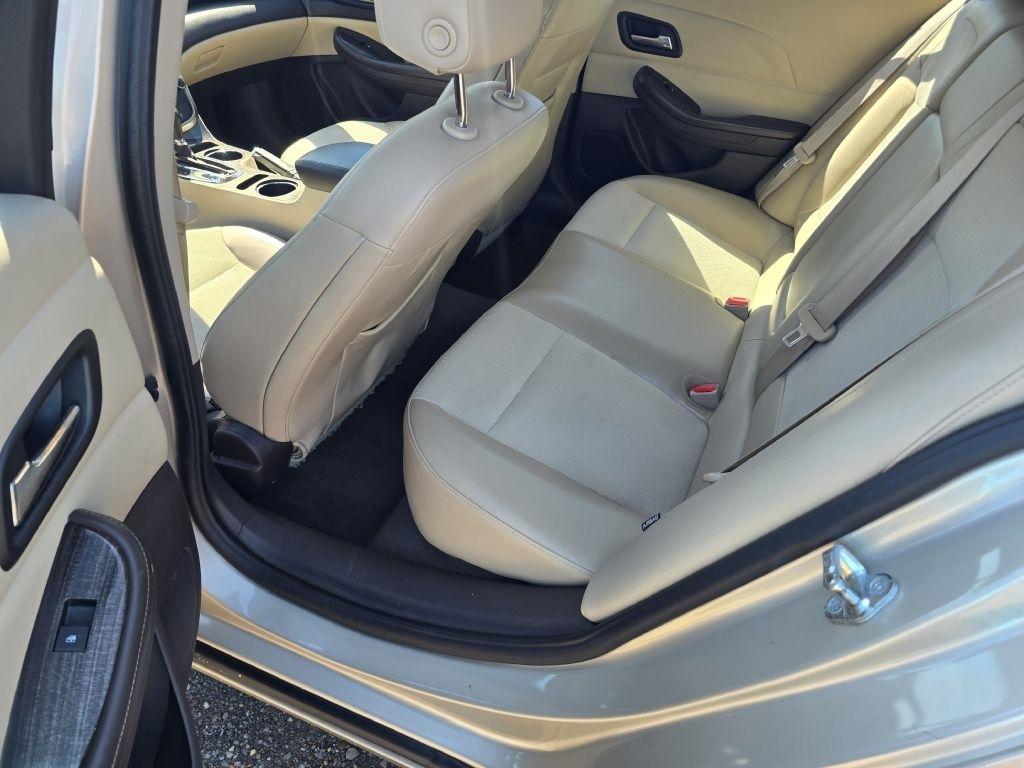 Chevrolet Malibu  2015