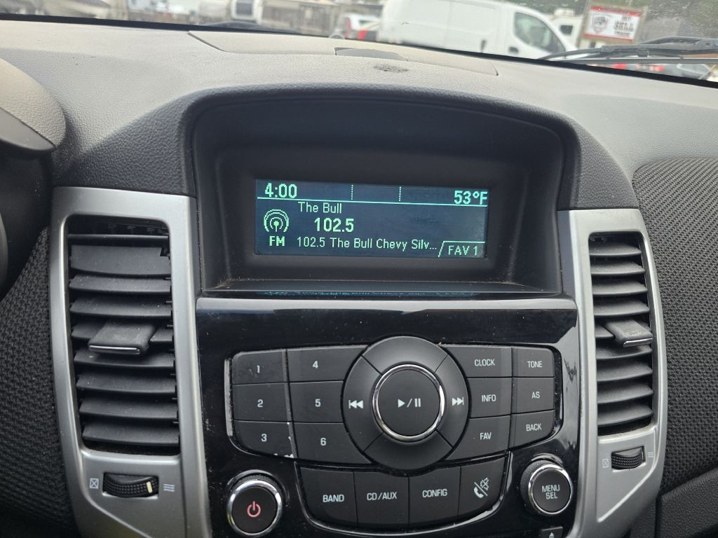 Chevrolet Cruze  2012