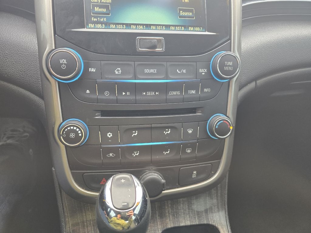 Chevrolet Malibu  2015