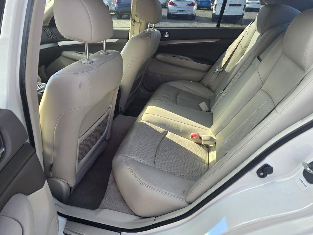 Infiniti G Sedan  2013