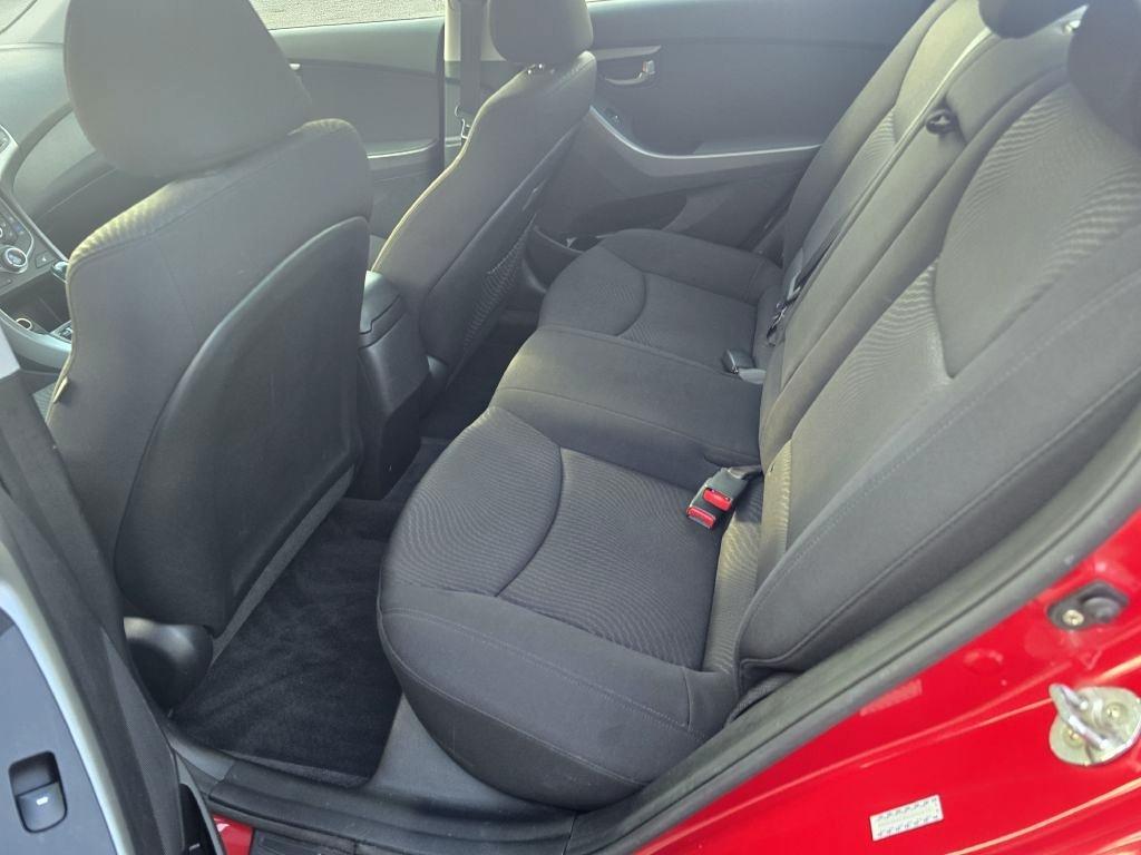 Hyundai Elantra  2016