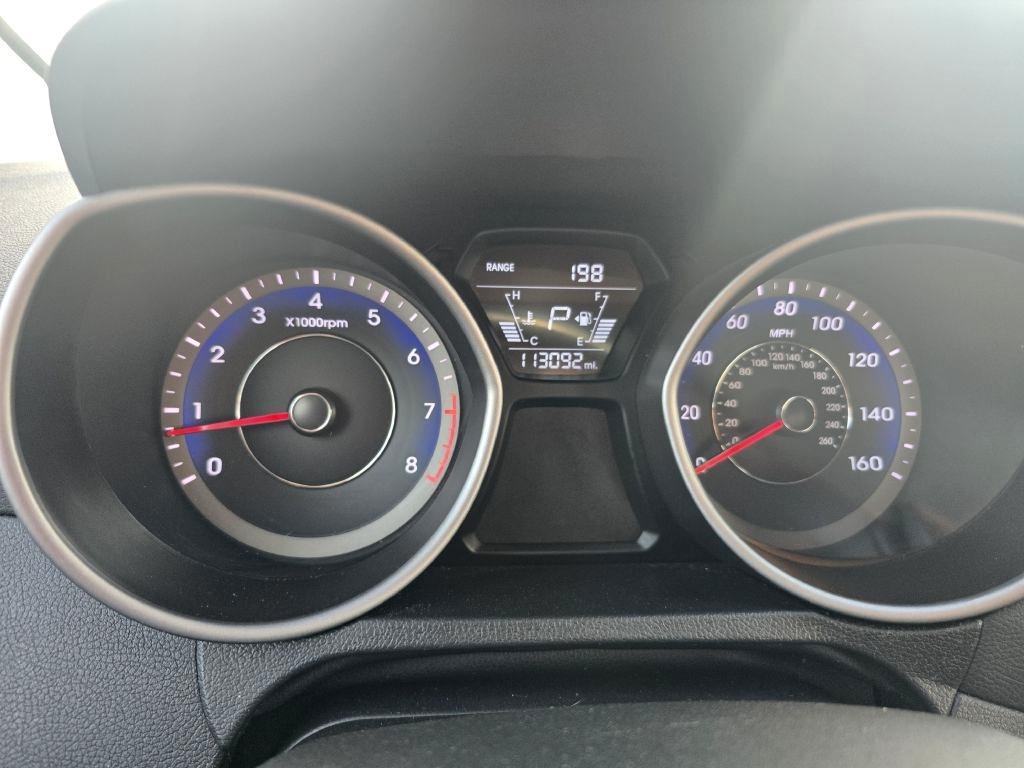 Hyundai Elantra  2016