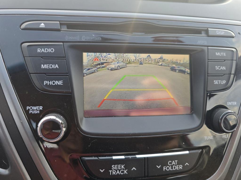 Hyundai Elantra  2016