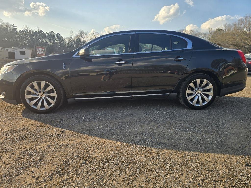 Lincoln MKS  2013