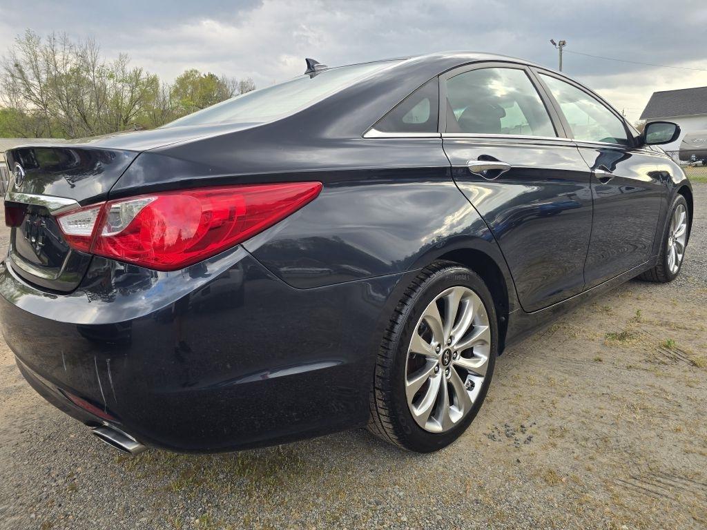 Hyundai Sonata  2012