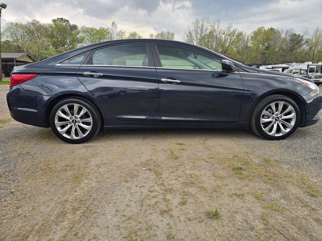 Hyundai Sonata  2012