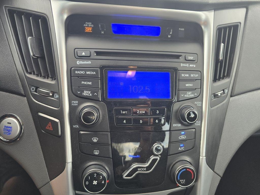 Hyundai Sonata  2012