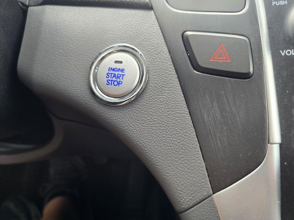 Hyundai Sonata  2012