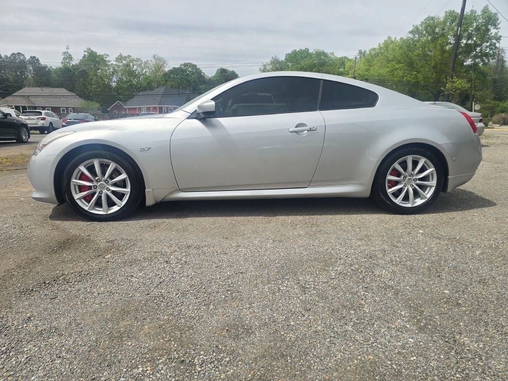 Infiniti G Coupe  2013