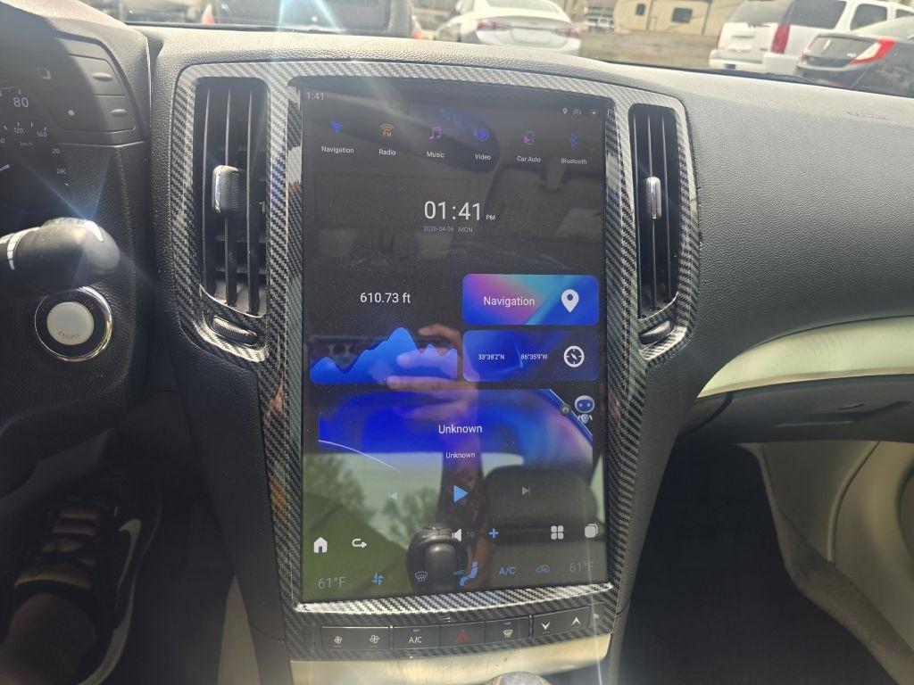 Infiniti G Coupe  2013