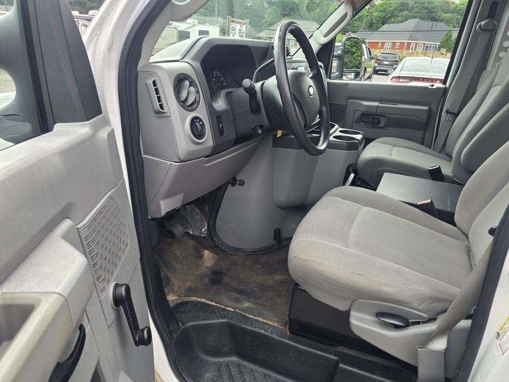 Ford Econoline  2012