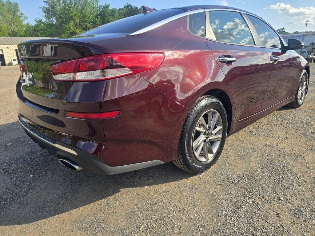 Kia Optima  2020