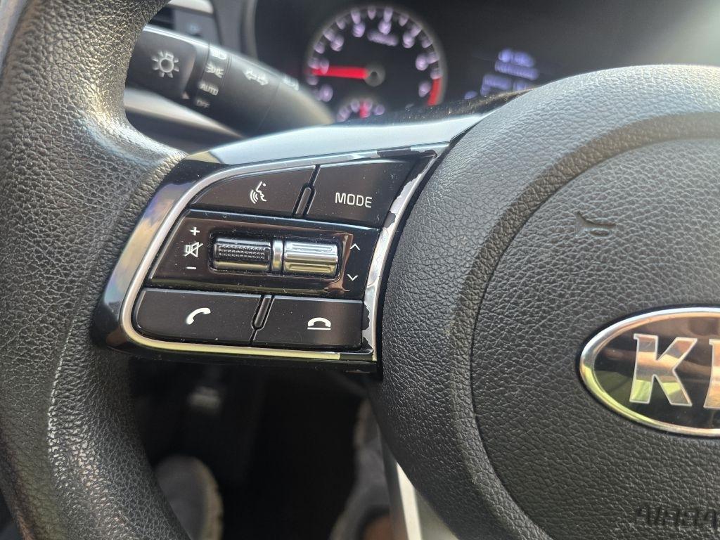Kia Optima  2020