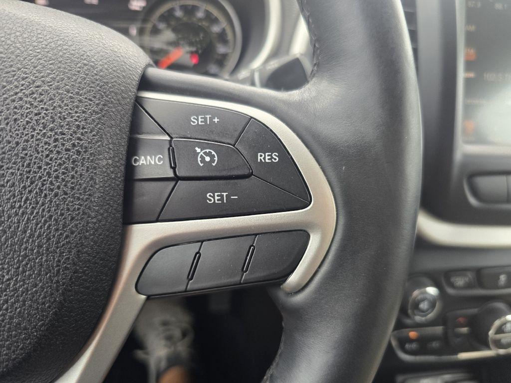 Jeep Cherokee  2015