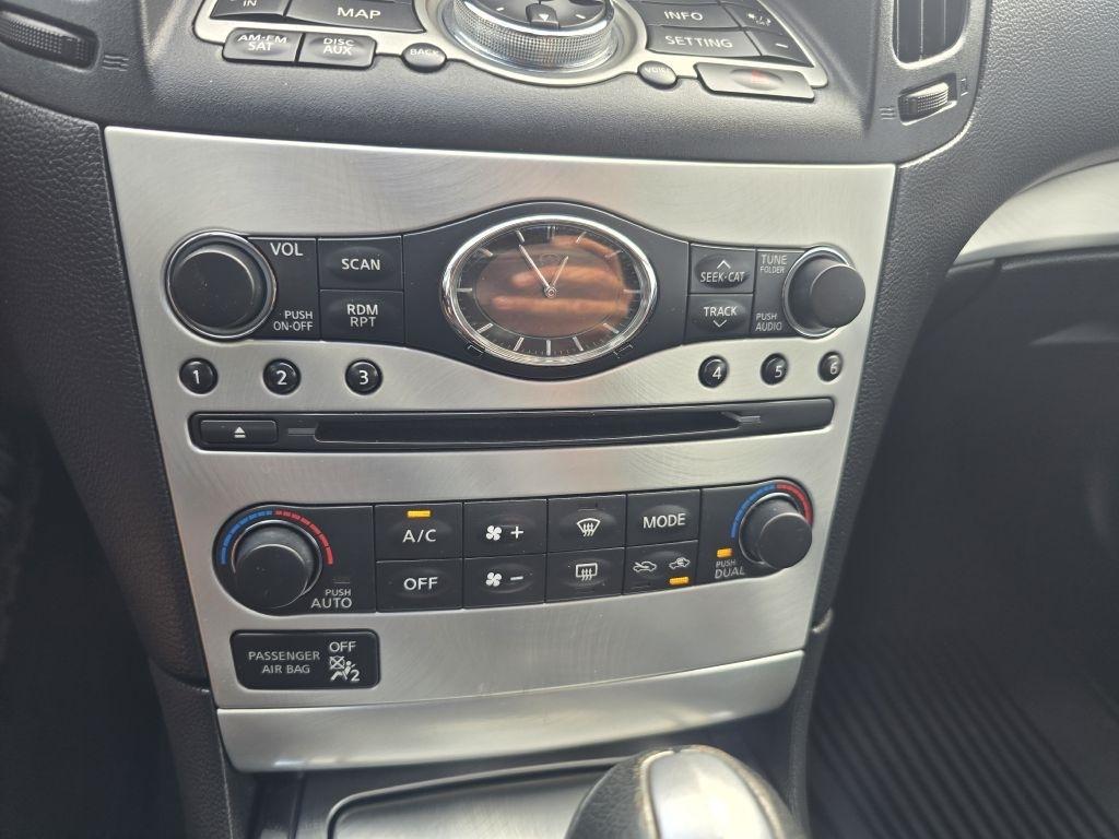 Infiniti G Coupe  2013