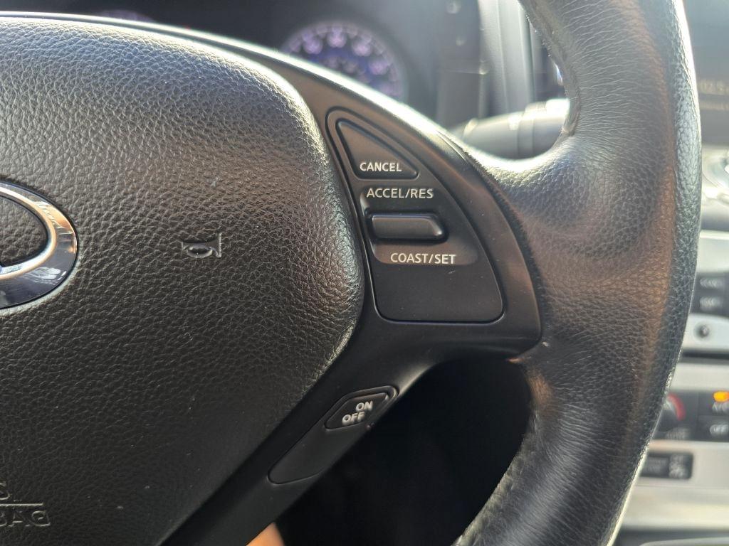 Infiniti G Coupe  2013