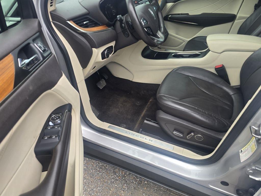 Lincoln MKC  2015