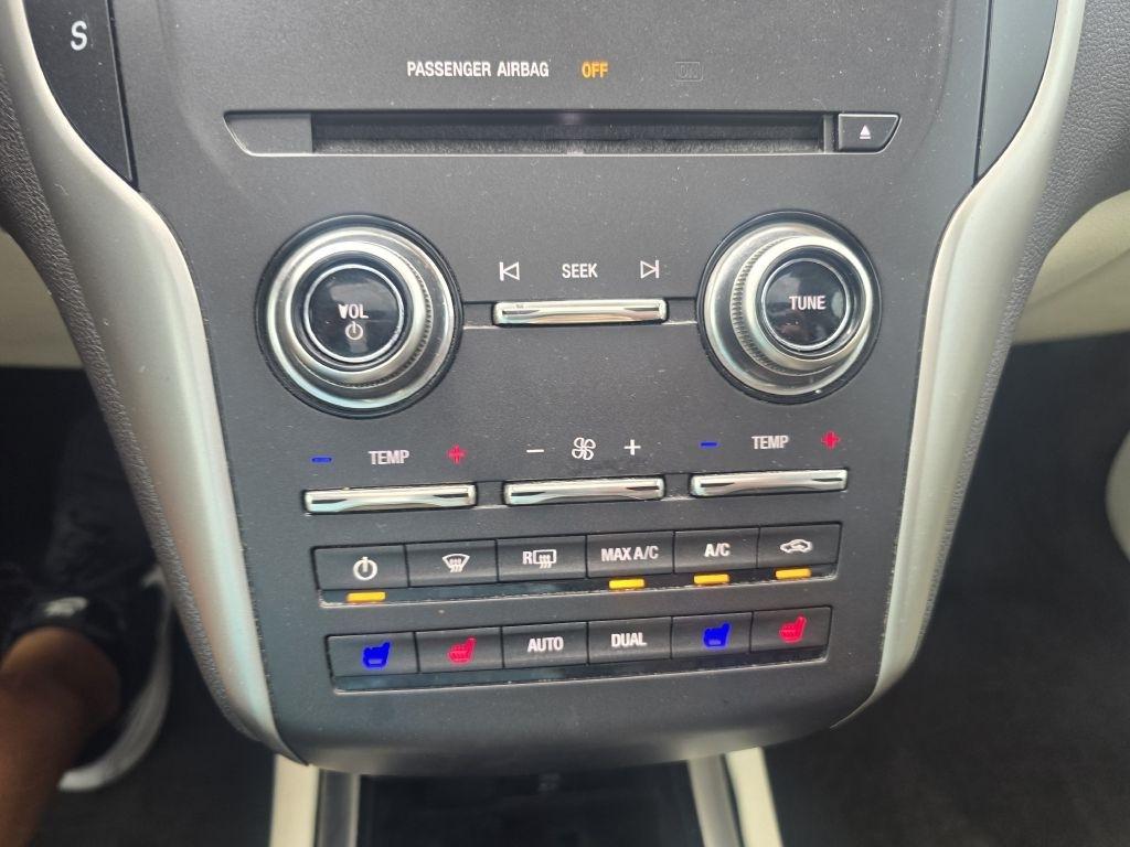 Lincoln MKC  2015