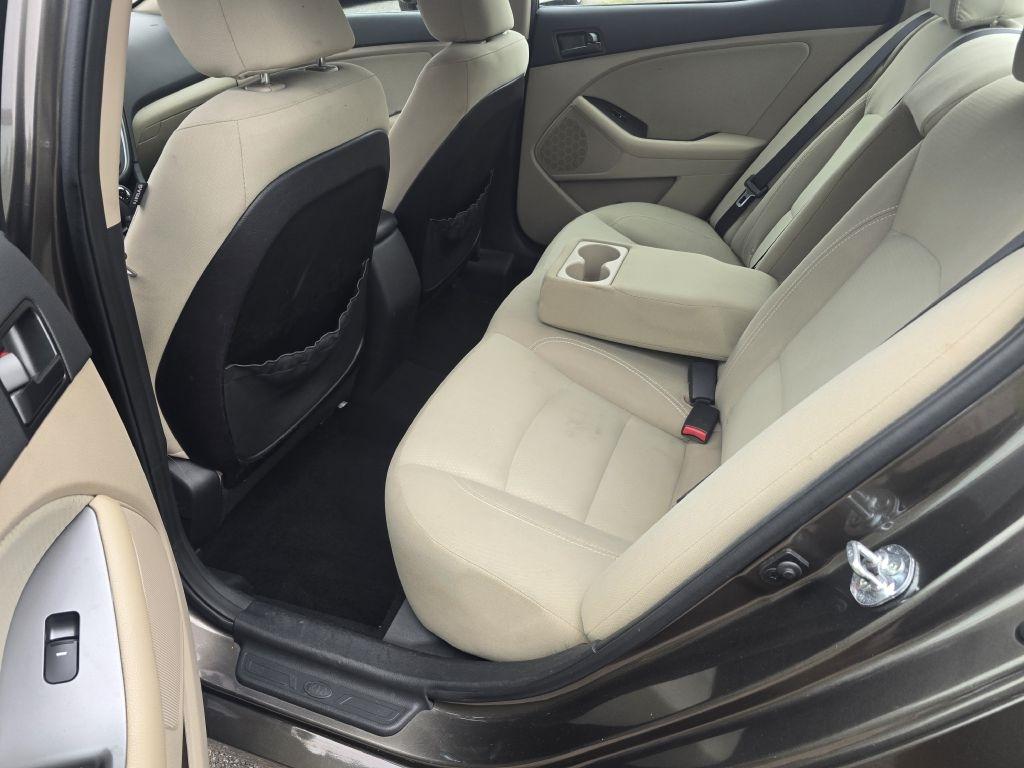 Kia Optima  2012