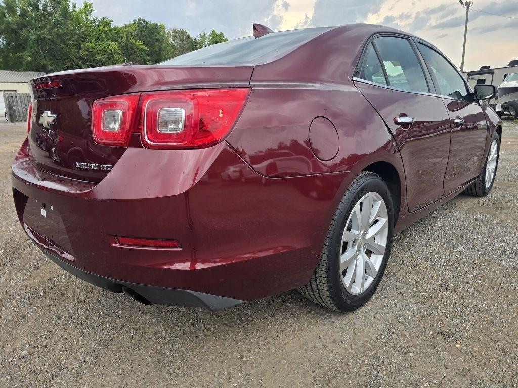 Chevrolet Malibu  2015