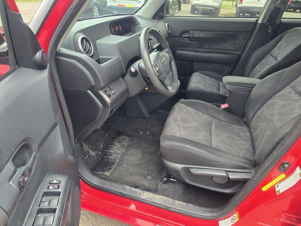 Scion xB  2014