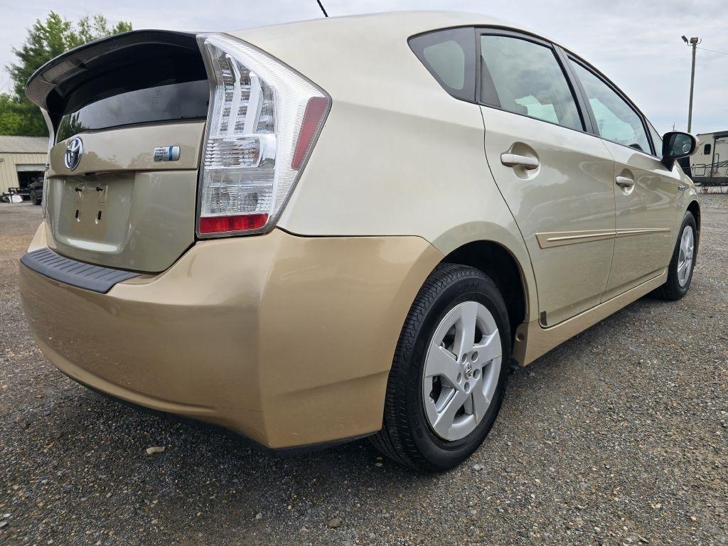 Toyota Prius  2010