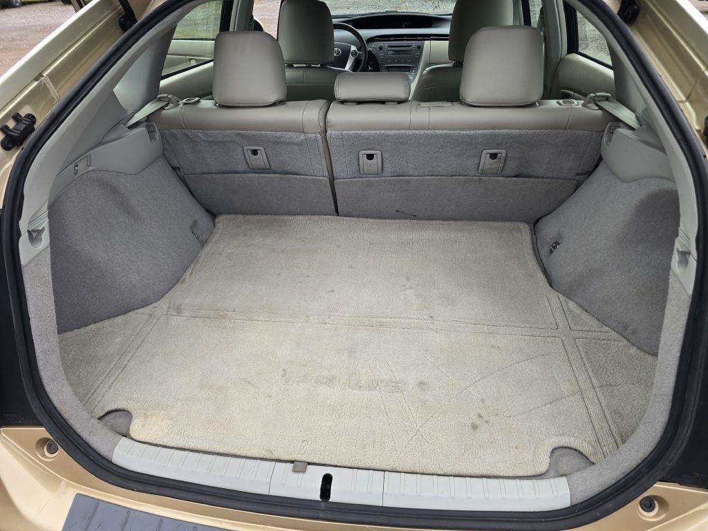 Toyota Prius  2010