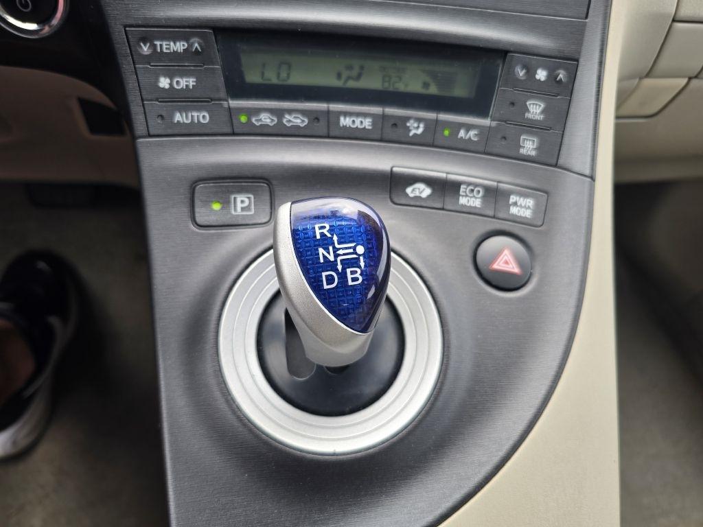 Toyota Prius  2010