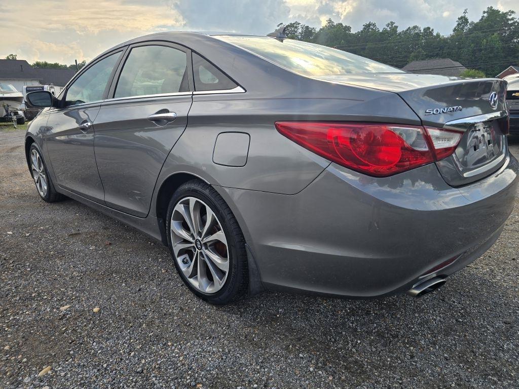 Hyundai Sonata  2013