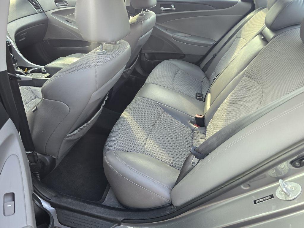 Hyundai Sonata  2013