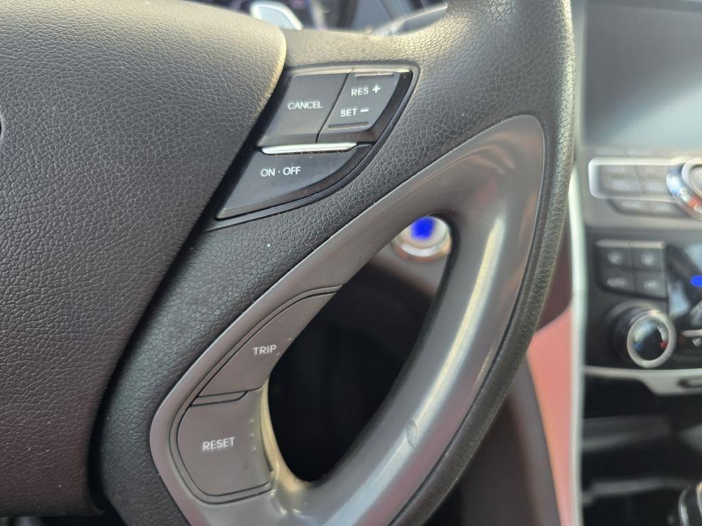 Hyundai Sonata  2013