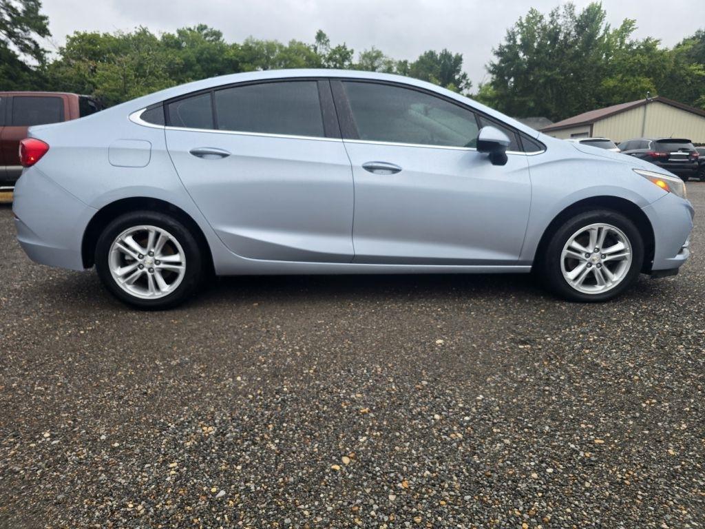 Chevrolet Cruze  2017