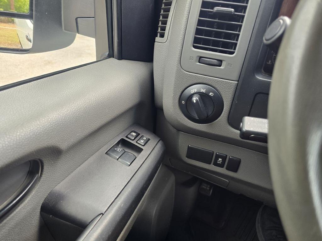 Nissan NV Cargo  2018