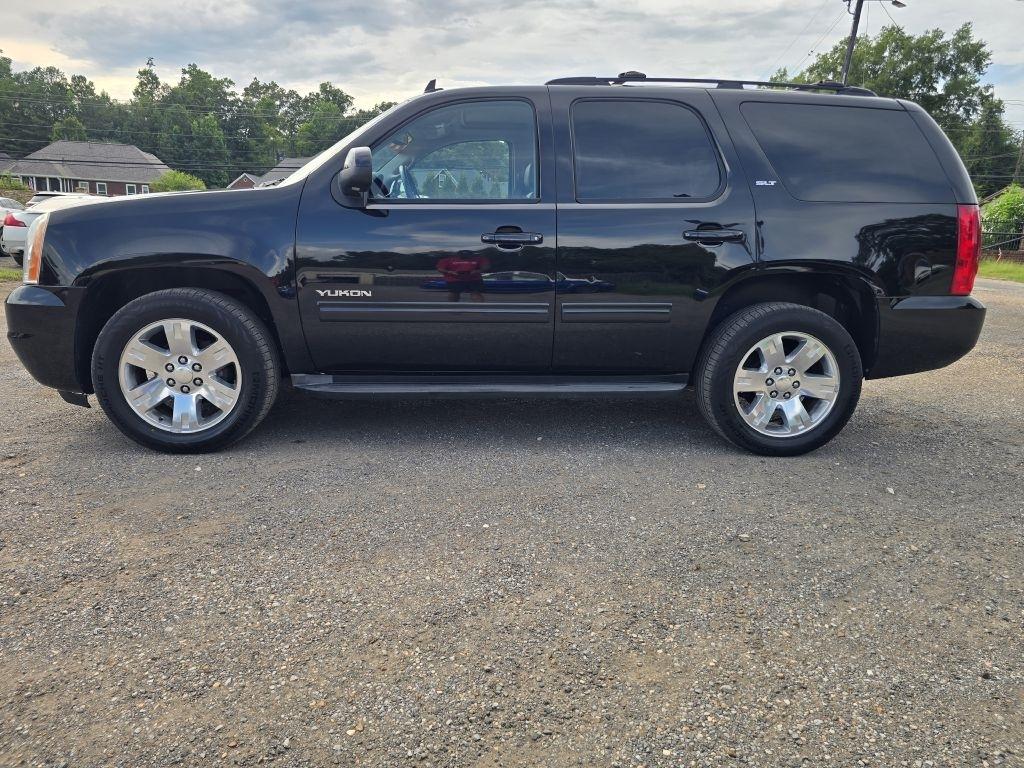 GMC Yukon  2011