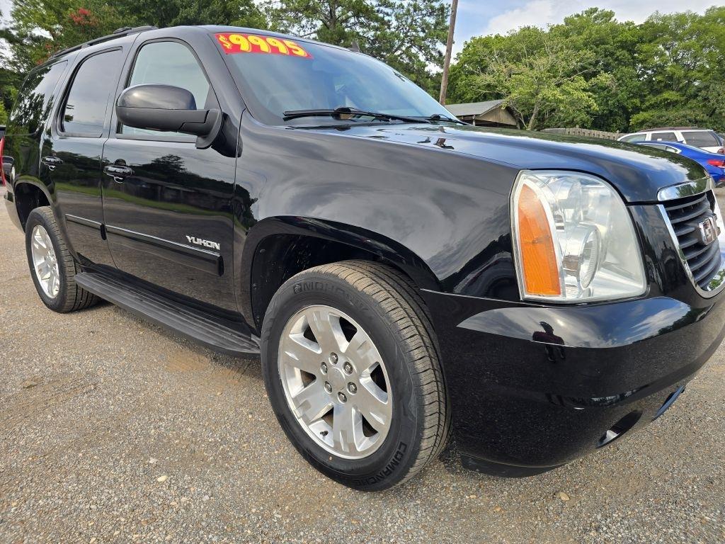 GMC Yukon  2011