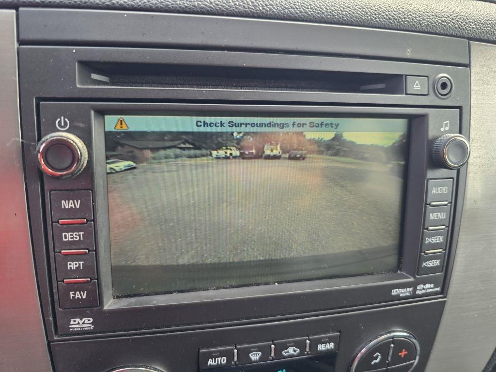 GMC Yukon  2011