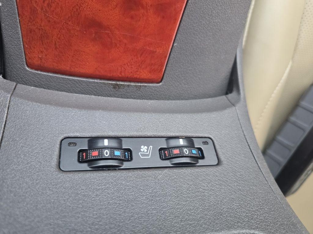Lexus ES 350  2010