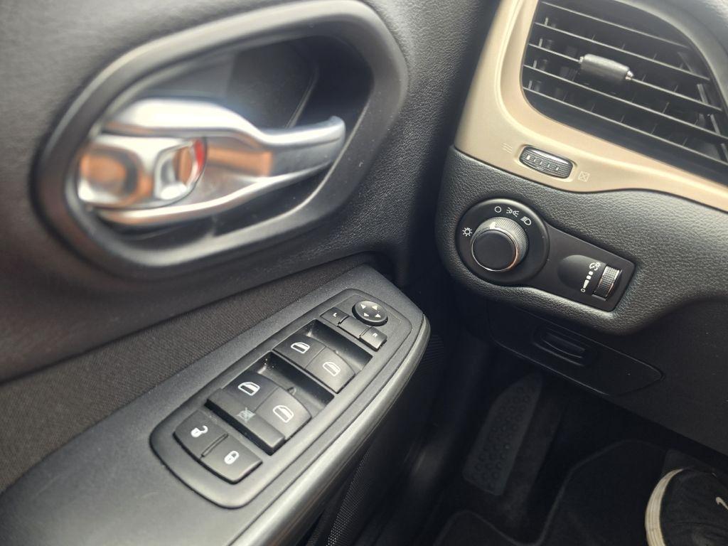 Jeep Cherokee  2016