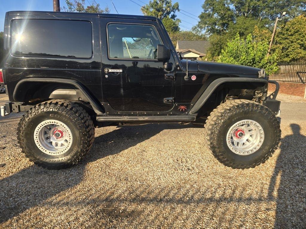 Jeep Wrangler photo 5
