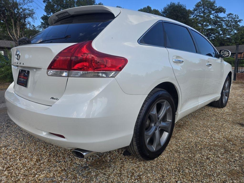Toyota Venza  2010