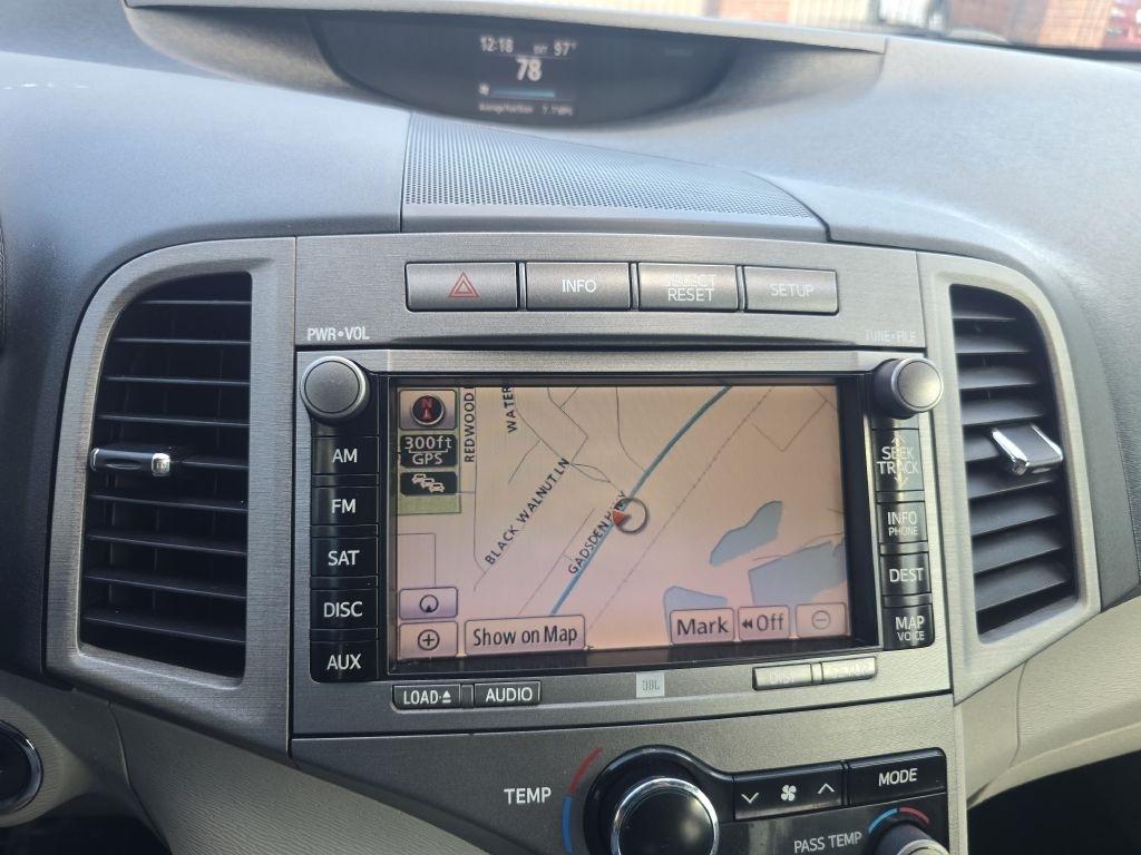 Toyota Venza  2010