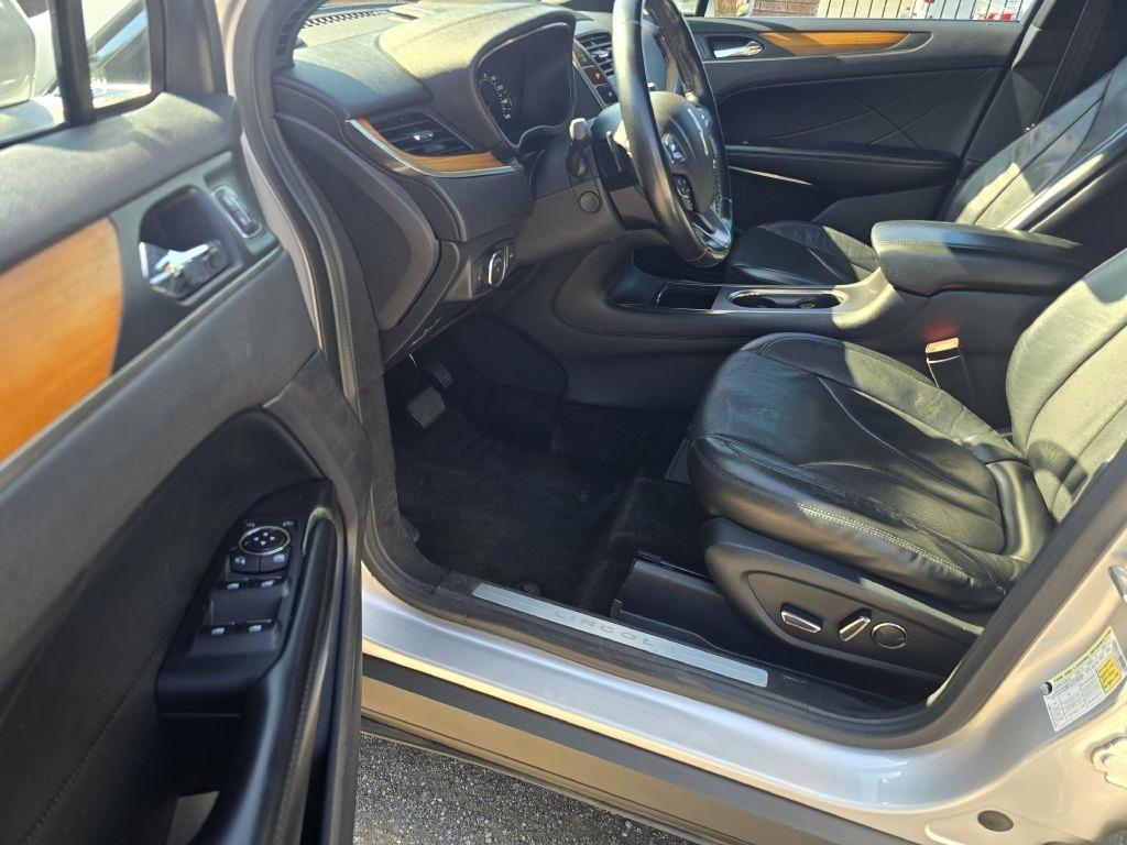 Lincoln MKC  2015
