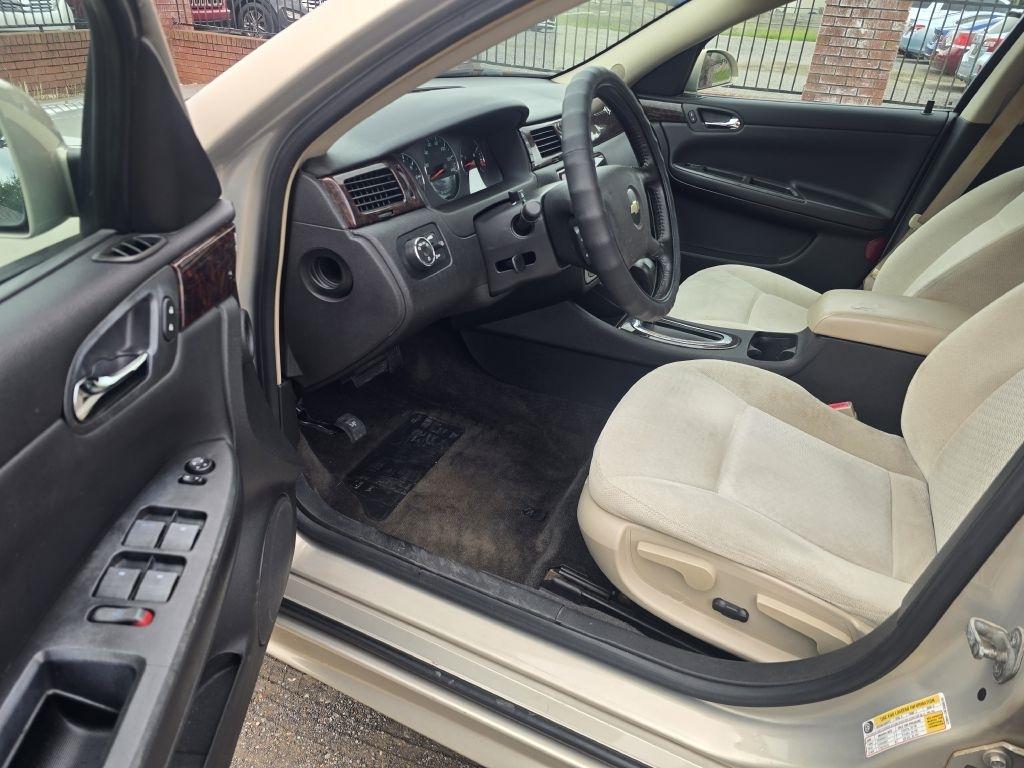 Chevrolet Impala  2012